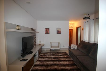 Casa de condomínio para alugar com 269m², 4 quartos e 2 vagas