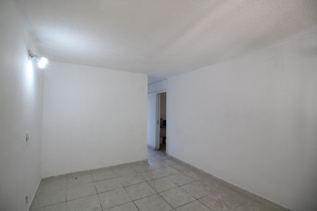 Sala de apartamento para alugar com 2 quartos, 57m² em Taquara, Rio de Janeiro