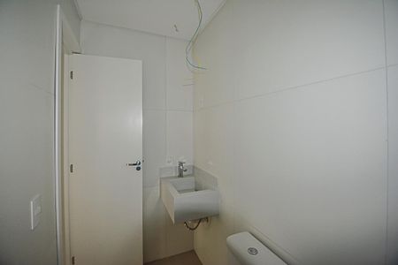 Apartamento à venda com 42m², 2 quartos e 1 vaga Apartamento à venda com 42m², 2 quartos e 1 vagaBanheiro