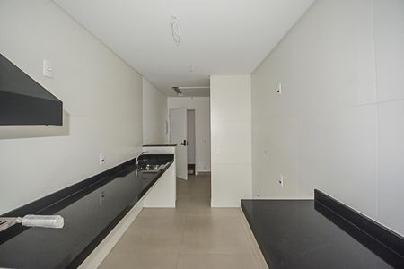 Apartamento à venda com 42m², 2 quartos e 1 vaga Apartamento à venda com 42m², 2 quartos e 1 vagaCozinha e Área de Serviço