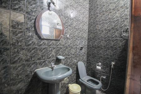 Casa para alugar com 200m², 2 quartos e 2 vagasBanheiro