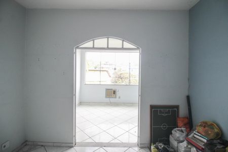 Casa para alugar com 200m², 2 quartos e 2 vagasQuarto 2
