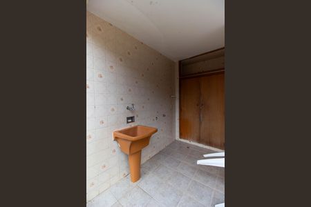 Casa à venda com 800m², 2 quartos e 4 vagas