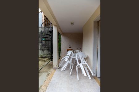 Casa à venda com 800m², 2 quartos e 4 vagas