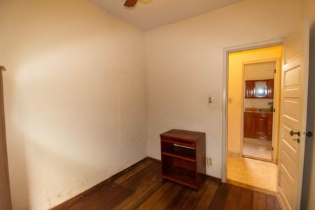 Casa à venda com 800m², 2 quartos e 4 vagas