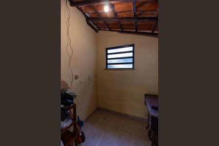 Casa à venda com 800m², 2 quartos e 4 vagas