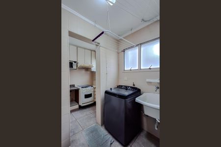 Apartamento à venda com 72m², 2 quartos e 1 vagaÁrea de Serviço