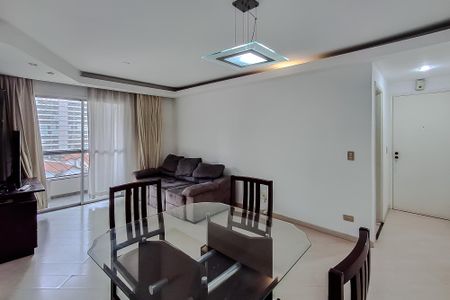 Apartamento à venda com 72m², 2 quartos e 1 vagaSala