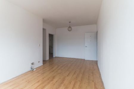 Sala de apartamento para alugar com 3 quartos, 90m² em Centro, Poá