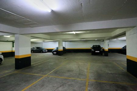 Apartamento para alugar com 65m², 2 quartos e 2 vagas Apartamento para alugar com 65m², 2 quartos e 2 vagasGaragem