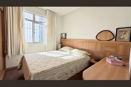 Apartamento à venda com 66m², 2 quartos e 1 vaga