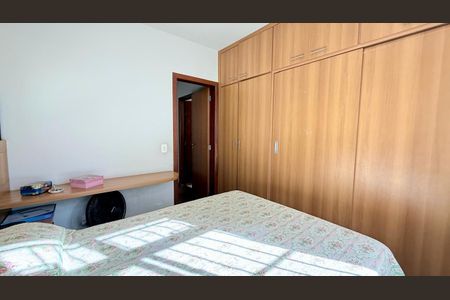 Apartamento à venda com 66m², 2 quartos e 1 vaga