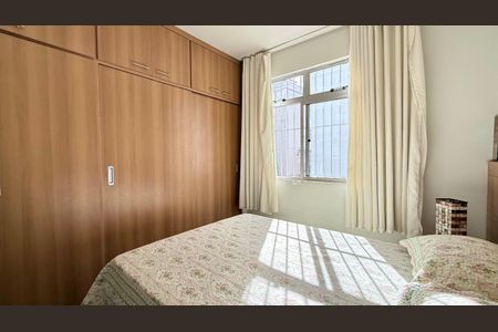 Apartamento à venda com 66m², 2 quartos e 1 vaga