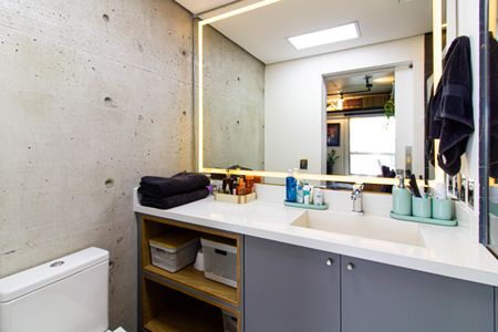 Apartamento à venda com 70m², 1 quarto e 2 vagasBanheiro