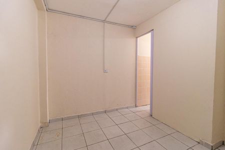 Quarto  de casa para alugar com 1 quarto, 35m² em Sítio Cercado, Curitiba