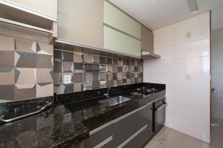 Apartamento à venda com 57m², 2 quartos e 2 vagasCOZINHA