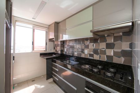 Apartamento à venda com 57m², 2 quartos e 2 vagasCOZINHA
