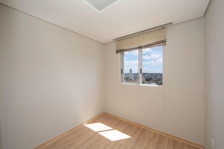 Apartamento à venda com 57m², 2 quartos e 2 vagasQUARTO2