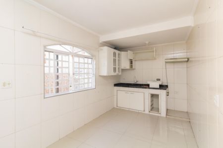 Casa para alugar com 200m², 2 quartos e 2 vagas Casa para alugar com 200m², 2 quartos e 2 vagasCozinha