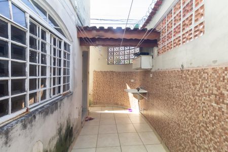 Casa para alugar com 200m², 2 quartos e 2 vagas Casa para alugar com 200m², 2 quartos e 2 vagasÁrea de Serviço