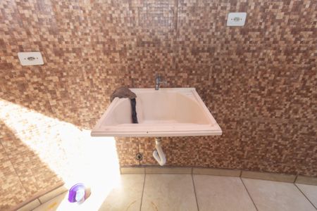 Casa para alugar com 200m², 2 quartos e 2 vagas Casa para alugar com 200m², 2 quartos e 2 vagasÁrea de Serviço