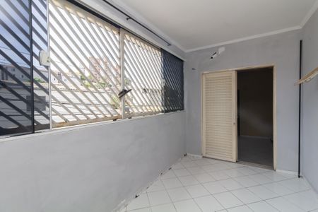 Casa para alugar com 200m², 2 quartos e 2 vagas Casa para alugar com 200m², 2 quartos e 2 vagasSuíte 1
