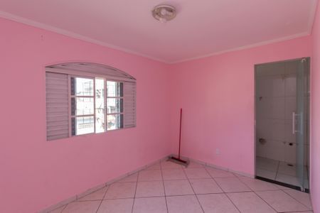 Casa para alugar com 200m², 2 quartos e 2 vagas Casa para alugar com 200m², 2 quartos e 2 vagasSuíte 2