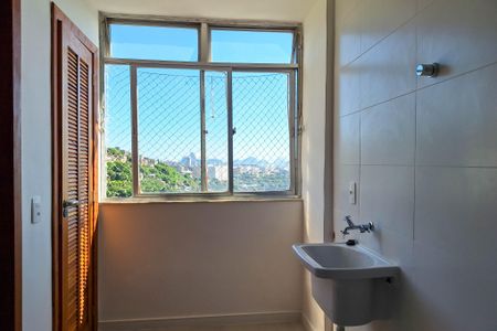 Apartamento para alugar com 70m², 2 quartos e 1 vagaÁrea de Serviço