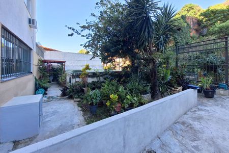 Apartamento para alugar com 70m², 2 quartos e 1 vagaÁrea comum