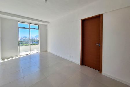 Apartamento para alugar com 70m², 2 quartos e 1 vagaSala