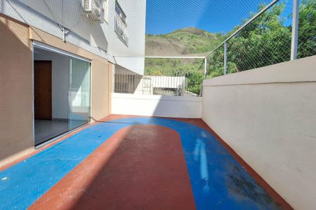 Apartamento para alugar com 70m², 2 quartos e 1 vagaÁrea comum