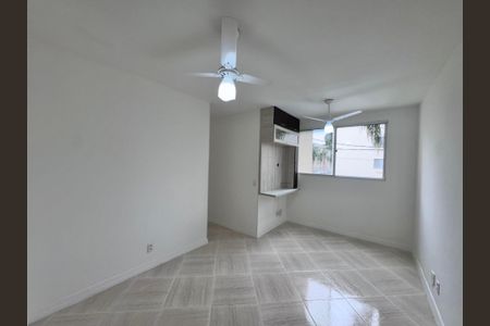 Sala de apartamento à venda com 3 quartos, 72m² em Vargem Grande, Rio de Janeiro
