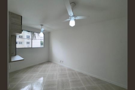 Sala de apartamento à venda com 3 quartos, 72m² em Vargem Grande, Rio de Janeiro