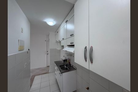 Apartamento à venda com 53m², 3 quartos e 1 vaga Apartamento à venda com 53m², 3 quartos e 1 vagaCozinha e Área de Serviço