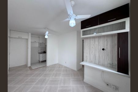 Sala de apartamento à venda com 3 quartos, 72m² em Vargem Grande, Rio de Janeiro