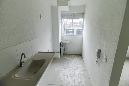 Cozinha de apartamento à venda com 2 quartos, 42m² em Jardim Maria Duarte, São Paulo