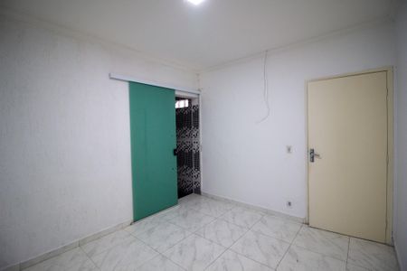 Casa de condomínio para alugar com 83m², 2 quartos e 2 vagasSuíte