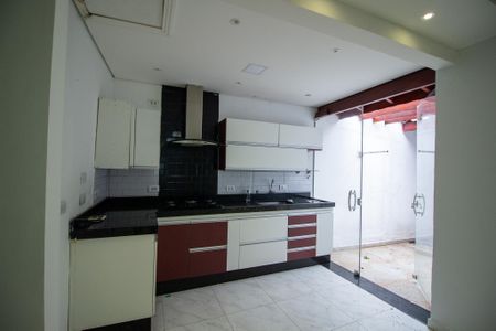 Casa de condomínio para alugar com 83m², 2 quartos e 2 vagasCozinha