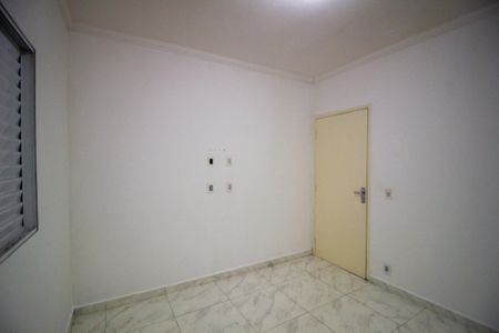 Casa de condomínio para alugar com 83m², 2 quartos e 2 vagasQuarto