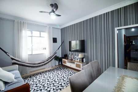 Sala de apartamento para alugar com 2 quartos, 60m² em Cordovil, Rio de Janeiro