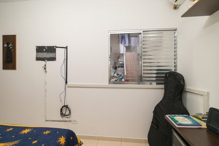 Casa à venda com 215m², 2 quartos e 2 vagas Casa à venda com 215m², 2 quartos e 2 vagasQuarto 2