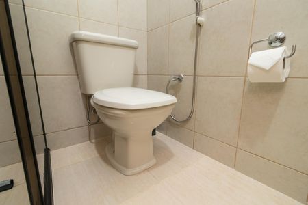 Casa à venda com 215m², 2 quartos e 2 vagas Casa à venda com 215m², 2 quartos e 2 vagasBanheiro Social