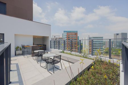 Studio para alugar com 27m², 1 quarto e sem vagaPiscina