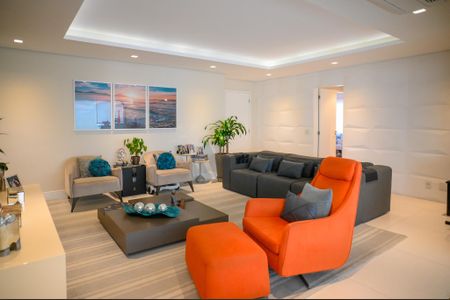 Sala de apartamento à venda com 3 quartos, 124m² em Vila Gumercindo, São Paulo