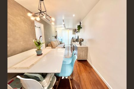 Apartamento à venda com 90m², 3 quartos e 1 vagaSala