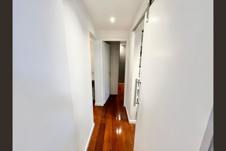 Apartamento à venda com 90m², 3 quartos e 1 vagaCorredor 