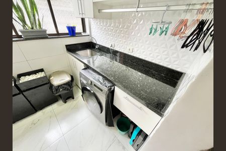 Apartamento à venda com 90m², 3 quartos e 1 vagaÁrea de Serviço