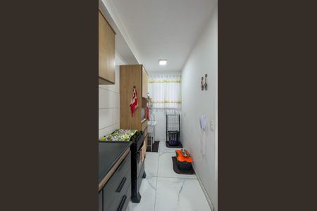 Apartamento à venda com 40m², 2 quartos e 1 vaga Apartamento à venda com 40m², 2 quartos e 1 vagaCozinha e Área de Serviço