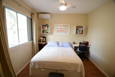 Casa de condomínio à venda com 130m², 3 quartos e 2 vagasQuarto 3 - Suíte