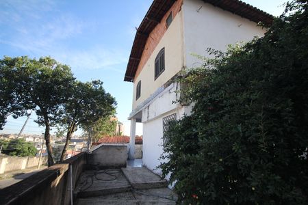 Casa à venda com 560m², 2 quartos e 5 vagasQuintal